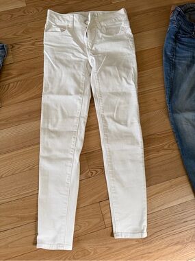 American Eagle Outfitters White Women's Skinny Jeans